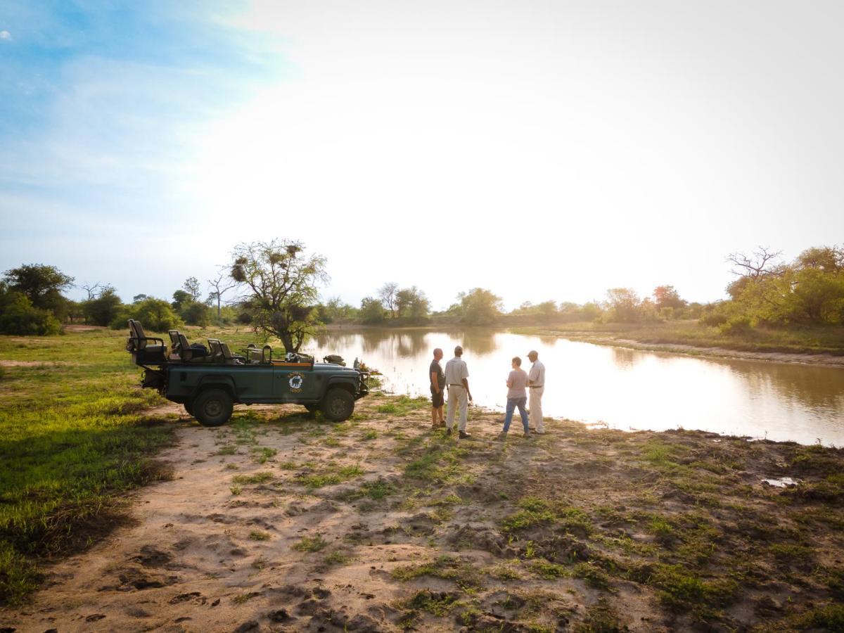Kambaku Safari Lodge Timbavati Game Reserve Luaran gambar