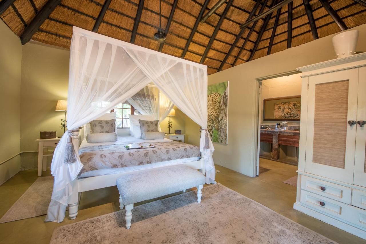 Kambaku Safari Lodge Timbavati Game Reserve Luaran gambar